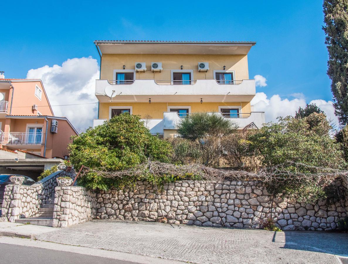 Apartment Stana Нови-Винодолски Экстерьер фото